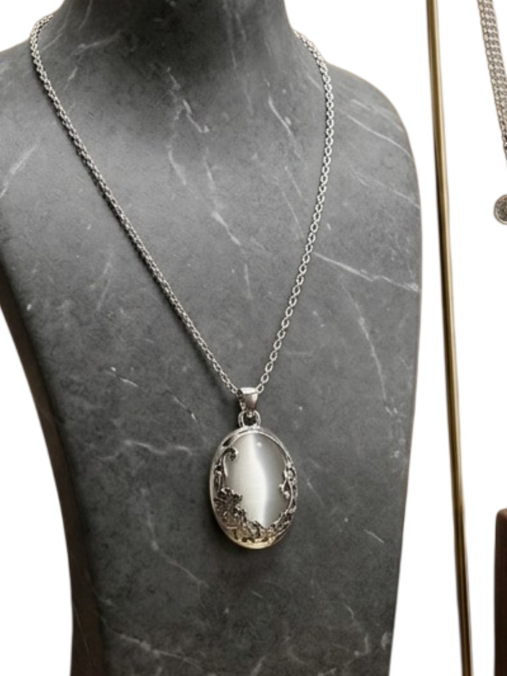 Bijoux by Meera Genuine Cat's Eye Stone Pendant Necklace, 16 Inch, NEW ON CARD